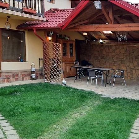 Hotel Bella Daria Cimpulung Exteriér fotografie