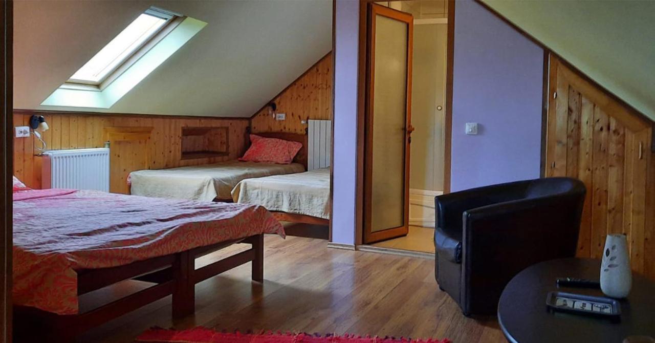 Hotel Bella Daria Cimpulung Exteriér fotografie