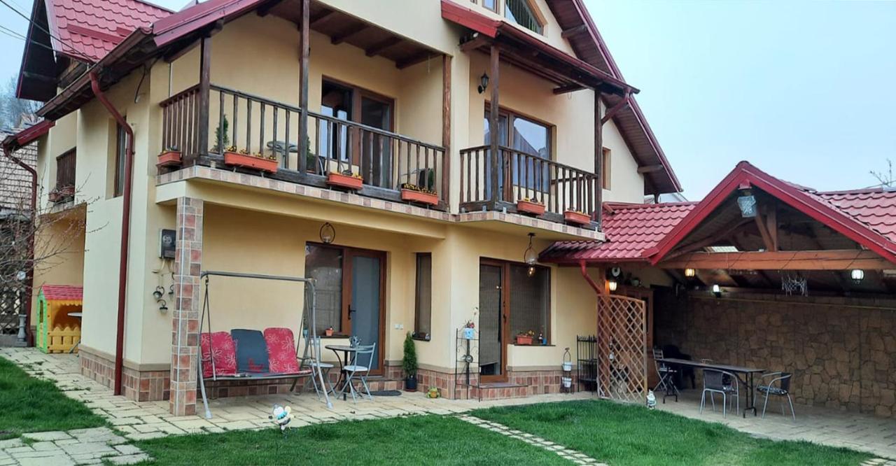 Hotel Bella Daria Cimpulung Exteriér fotografie