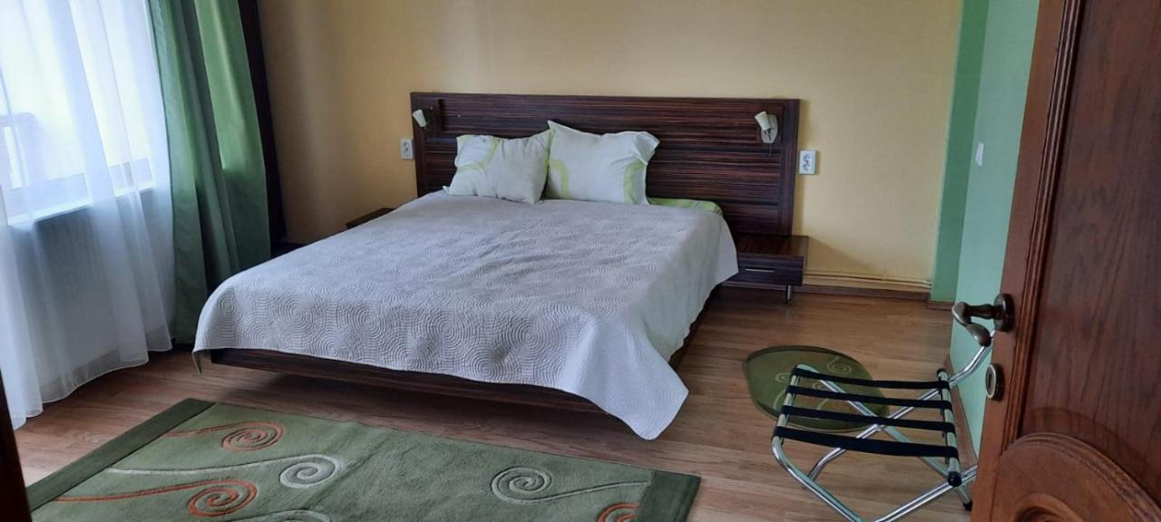 Hotel Bella Daria Cimpulung Exteriér fotografie
